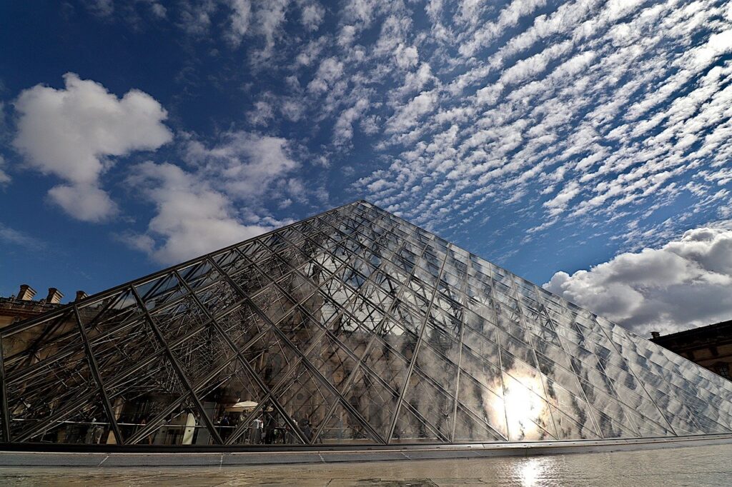 pyramid of the louvre, louvre museum, paris